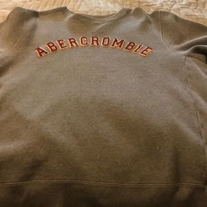 Men’s Abercrombie sweatshirt